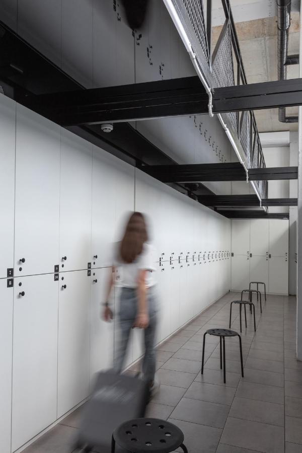 Capsule Hotel Constellation 89 Lviv Exterior photo